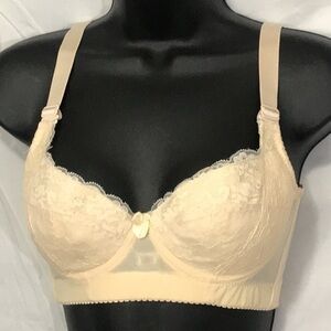 New, peach colored, underwire bra. 32C